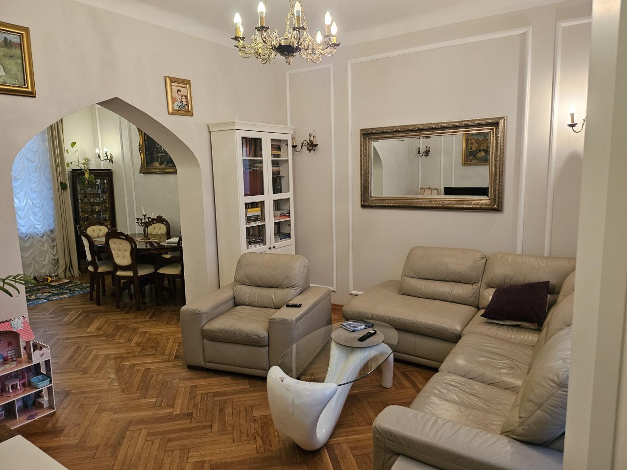 dworek, 5 pokoi Legionowo Centrum, ul. Mazowiecka. Zdjęcie 9