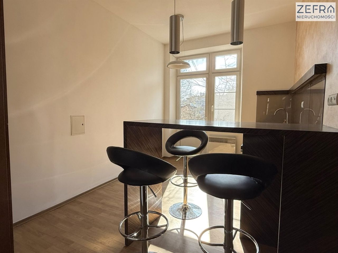 Lokal Kraków Zwierzyniec. Zdjęcie 16