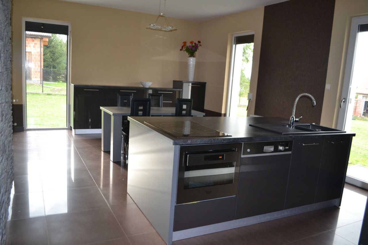 dom wolnostojący Poskwitów. Zdjęcie 5