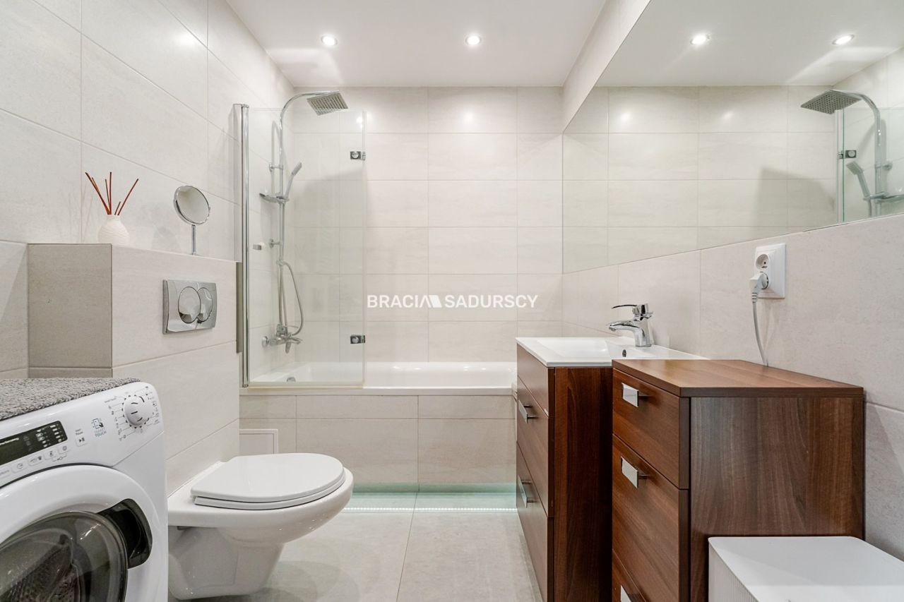 Mieszkanie 3-pokojowe Kraków Bieńczyce, ul. gen. Leopolda Okulickiego. Zdjęcie 6