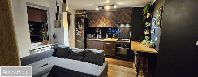 Mieszkanie 3-pokojowe Warszawa Saska Kępa, ul. Międzynarodowa. Zdjęcie 1