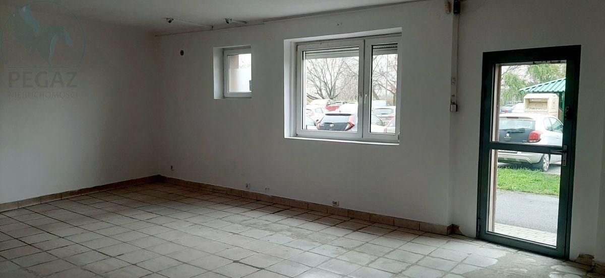 Lokal Poznań Rataje, os. Orła Białego. Zdjęcie 4