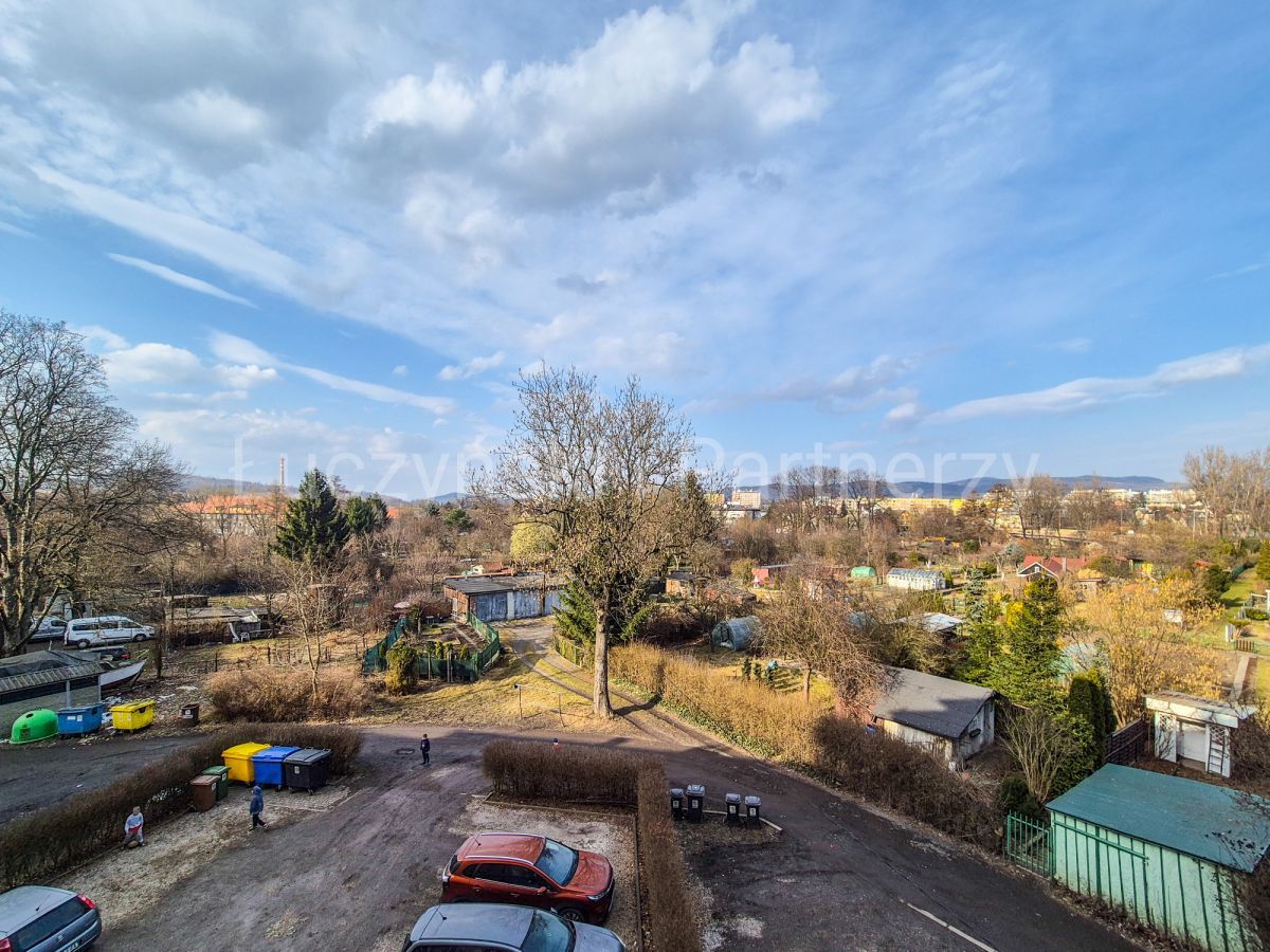 Mieszkanie 4-pokojowe Jelenia Góra. Zdjęcie 16