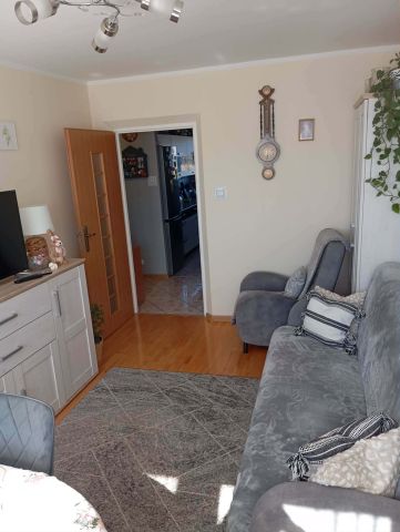 Mieszkanie 2-pokojowe Łęgi. Zdjęcie 1