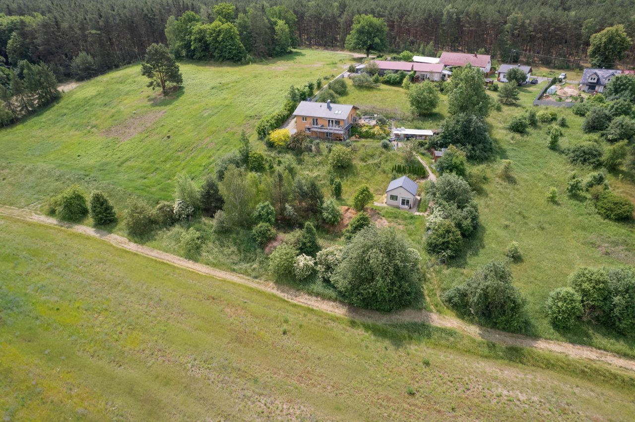 dom wolnostojący, 4 pokoje Wysokie. Zdjęcie 6