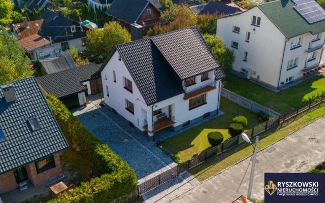 dom wolnostojący, 5 pokoi Zwierzyniec, ul. Leśna. Zdjęcie 1