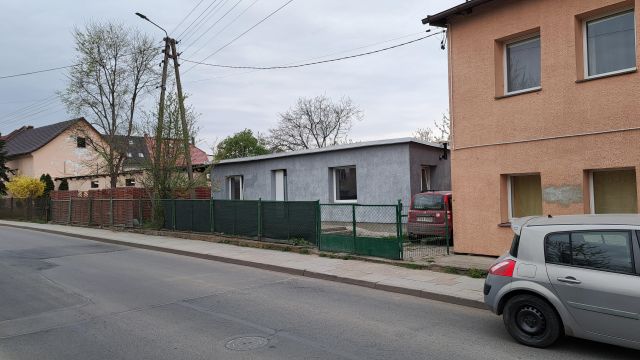 budynek wielorodzinny, 8 pokoi Świebodzice Osiedle Piastowskie, Lączna. Zdjęcie 1