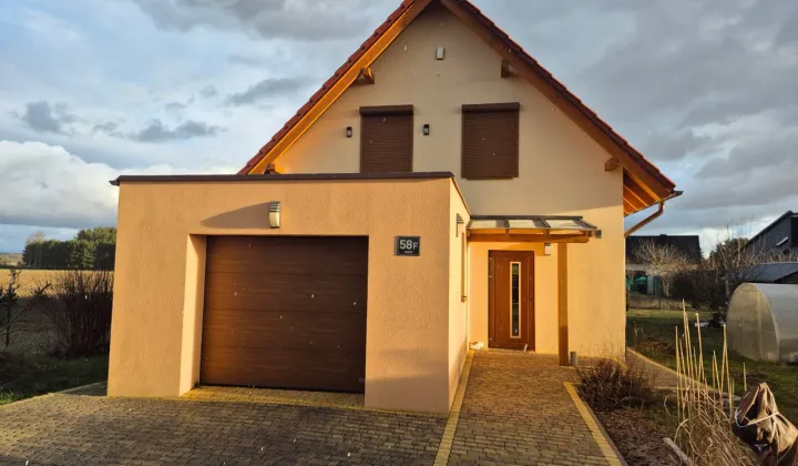 dom wolnostojący, 4 pokoje Zamość