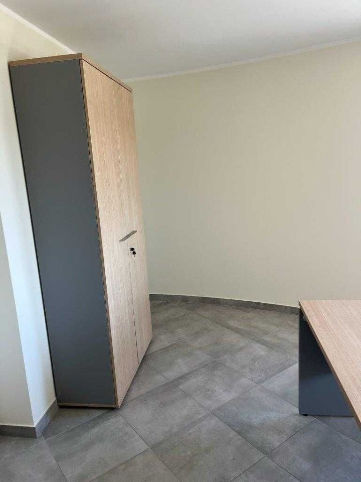 Biuro Szewce, ul. Topolowa. Zdjęcie 8