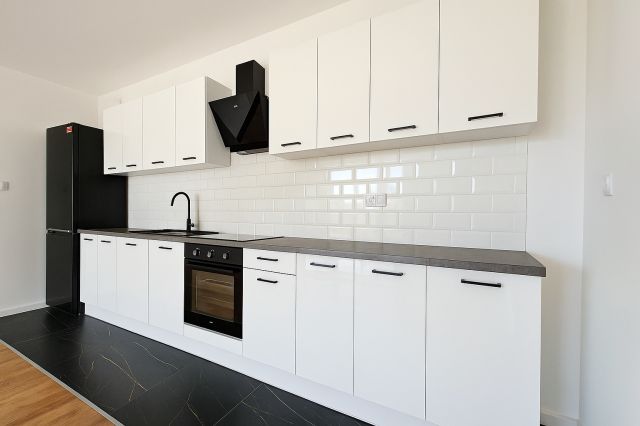 Mieszkanie 3-pokojowe Rzeszów Załęże, ul. hr. Alfreda Potockiego. Zdjęcie 1