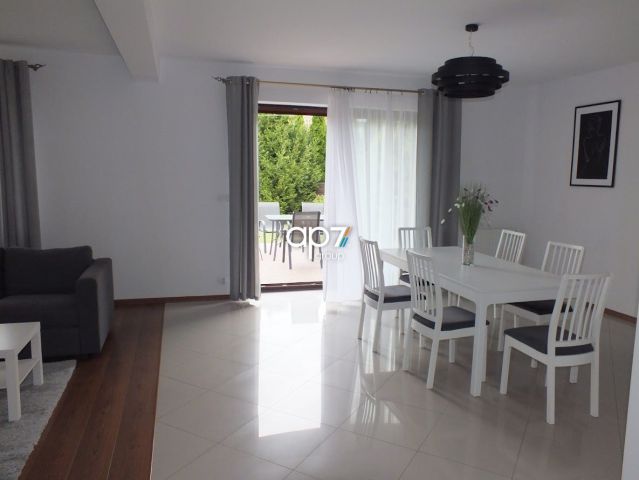 dom wolnostojący, 6 pokoi Kraków Zwierzyniec. Zdjęcie 11