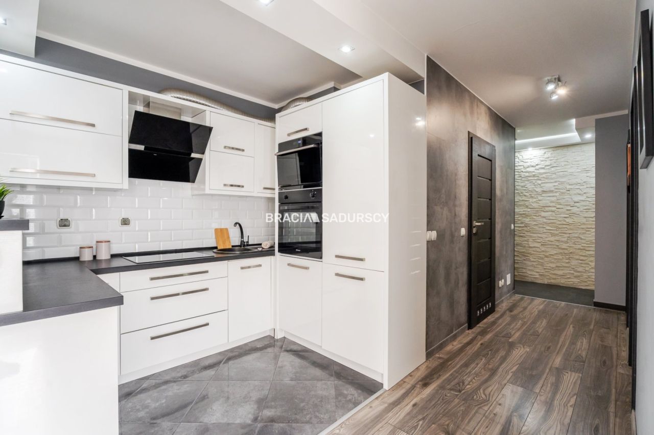 Mieszkanie 3-pokojowe Kraków Prądnik Biały, al. 29 Listopada. Zdjęcie 17