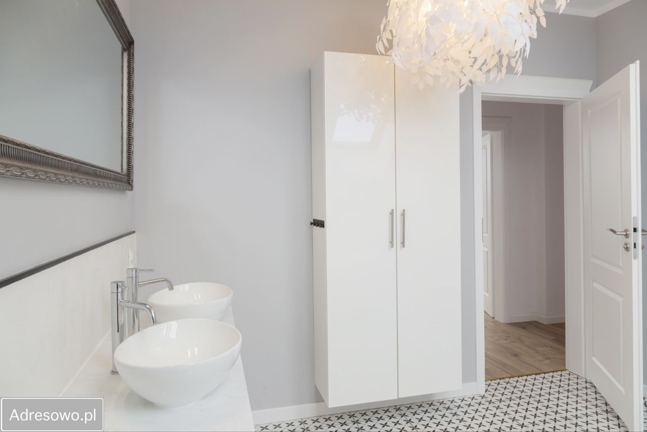 Mieszkanie 4-pokojowe Mędłów. Zdjęcie 5