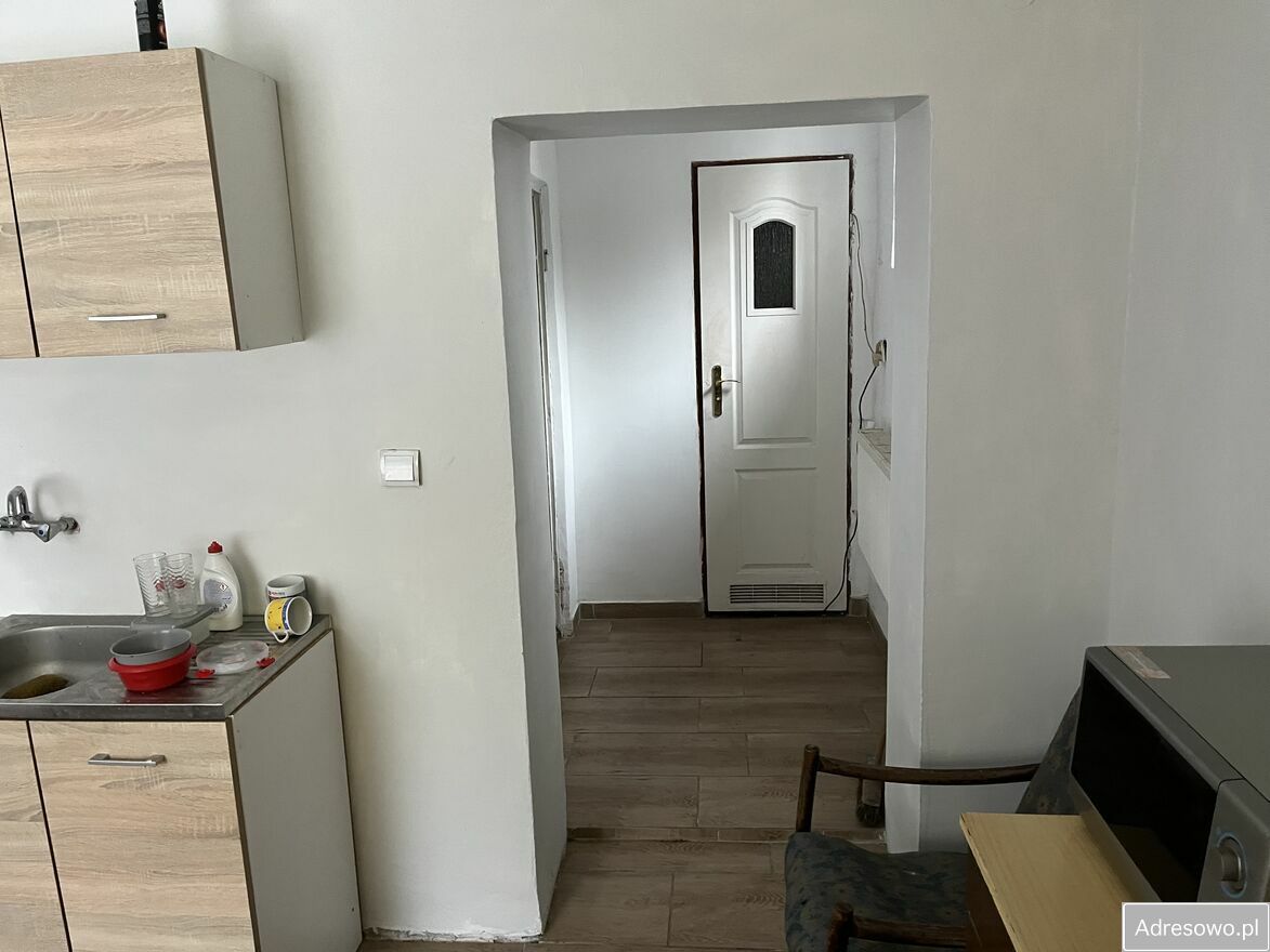 bliźniak, 1 pokój Wola Wiewiecka. Zdjęcie 8