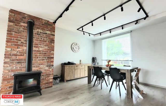 dom wolnostojący, 4 pokoje Oblęgór. Zdjęcie 1