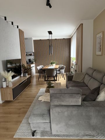 dom szeregowy, 4 pokoje Jasin, ul. Augusta. Zdjęcie 1