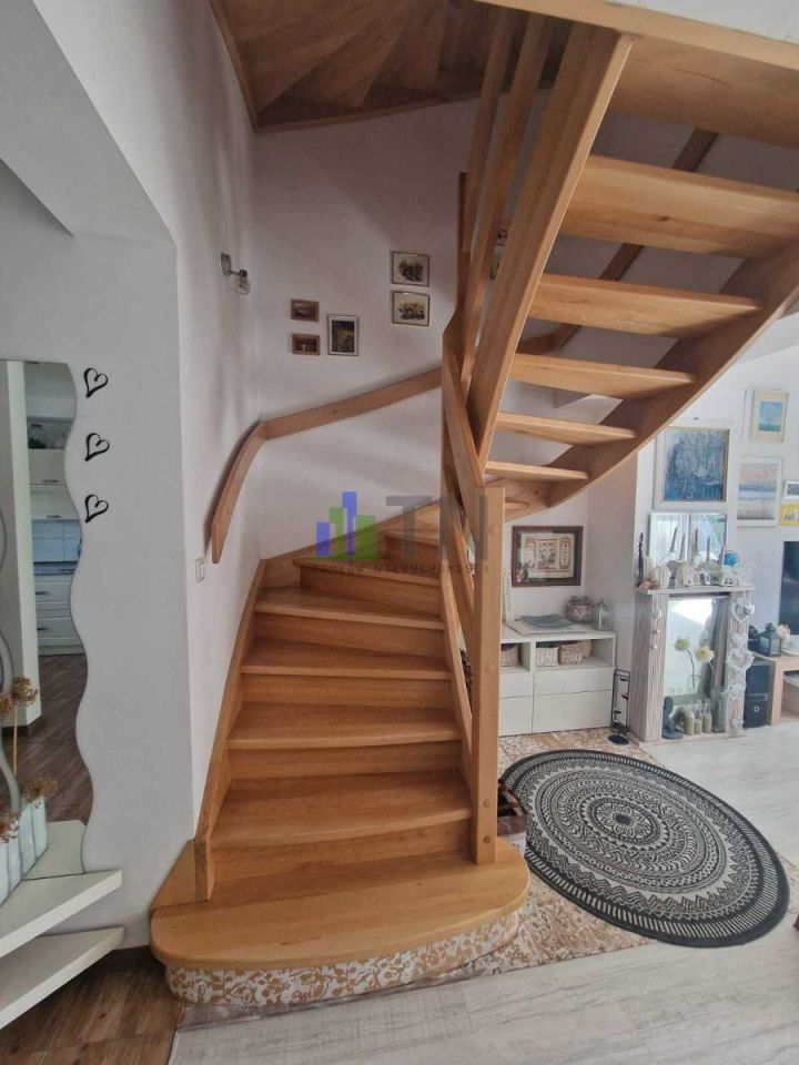 dom szeregowy, 5 pokoi Mirków. Zdjęcie 13