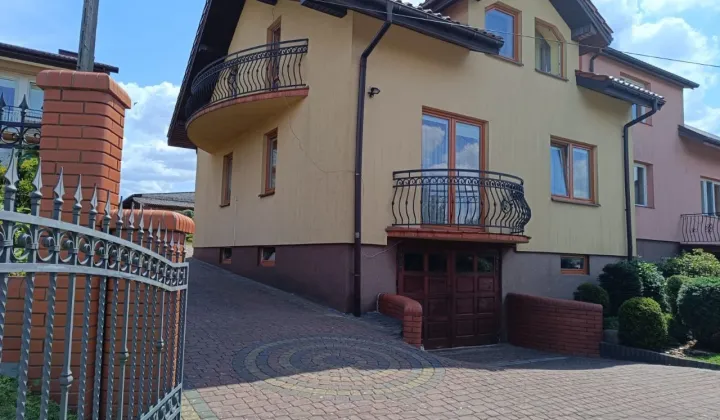 dom wolnostojący, 4 pokoje Białaczów, ul. Parczowska