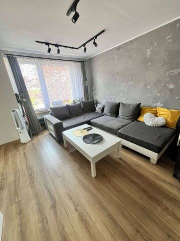 Mieszkanie 2-pokojowe Łaziska Górne Brada, ul. Szarotki. Zdjęcie 1