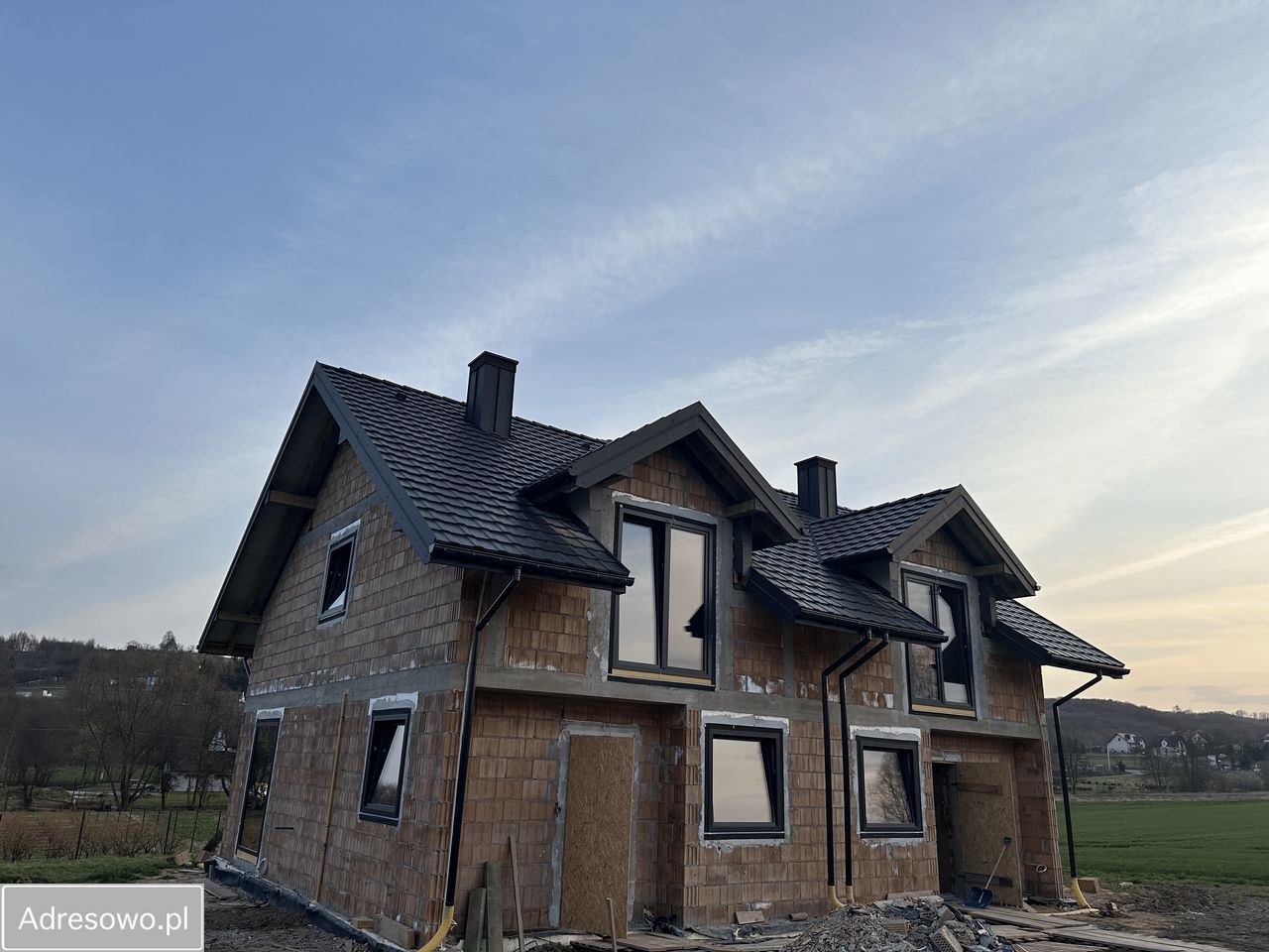 bliźniak, 5 pokoi Trąbki. Zdjęcie 5