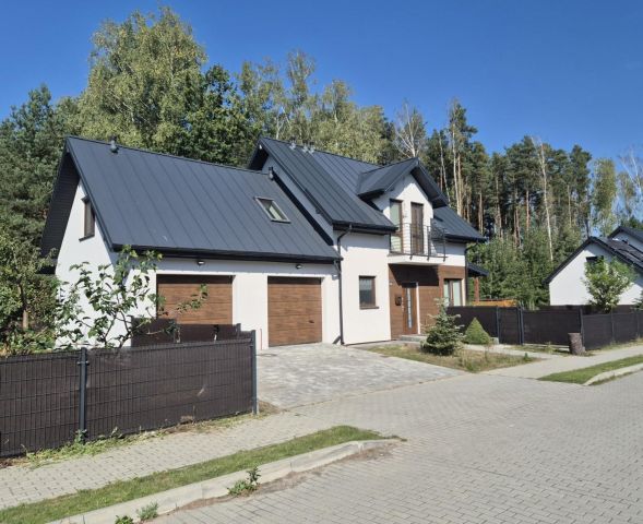 dom wolnostojący, 6 pokoi Osowiec, ul. Magnacka. Zdjęcie 1