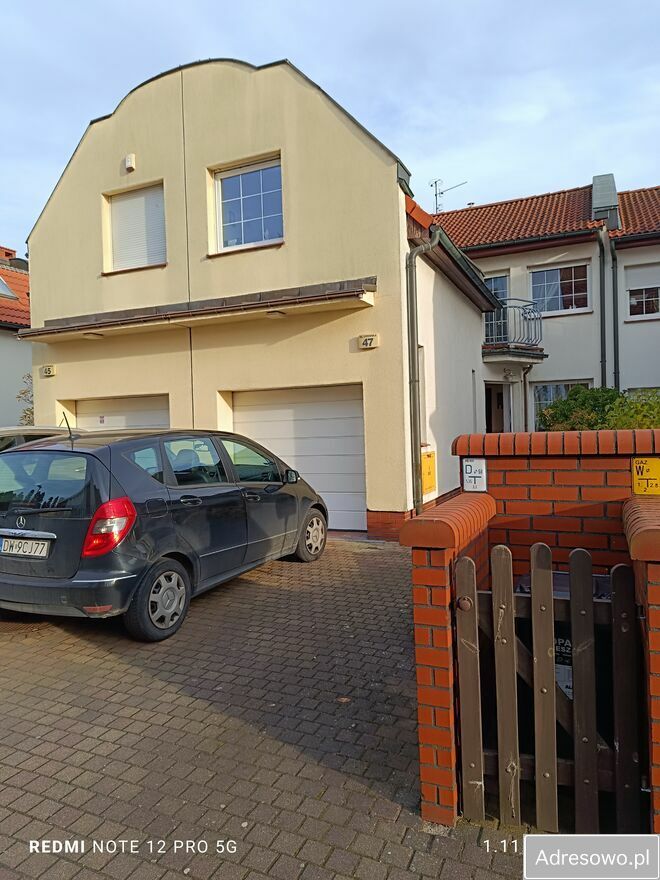 dom szeregowy, 5 pokoi Wrocław, ul. Litewska