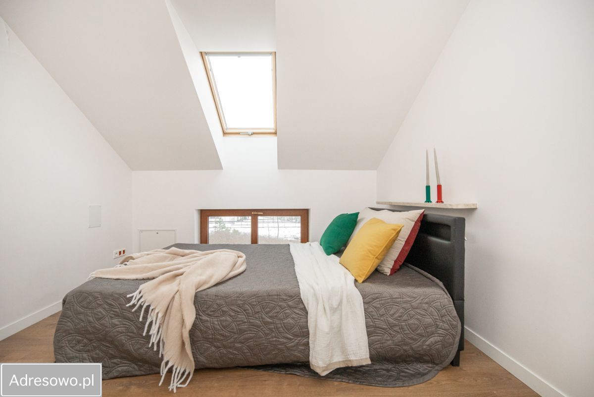 bliźniak, 7 pokoi Warszawa Wawer, ul. Liliowa. Zdjęcie 16