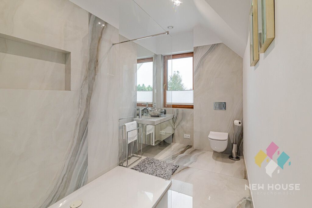 dom wolnostojący, 5 pokoi Łupki. Zdjęcie 10