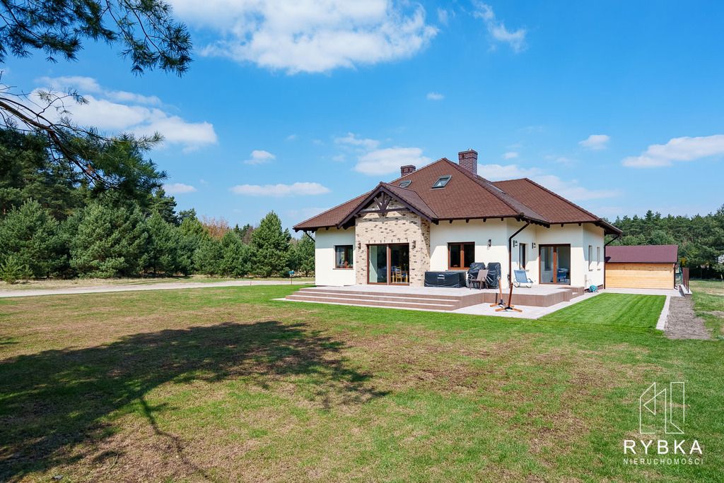 dom wolnostojący, 5 pokoi Lubonieczek. Zdjęcie 2