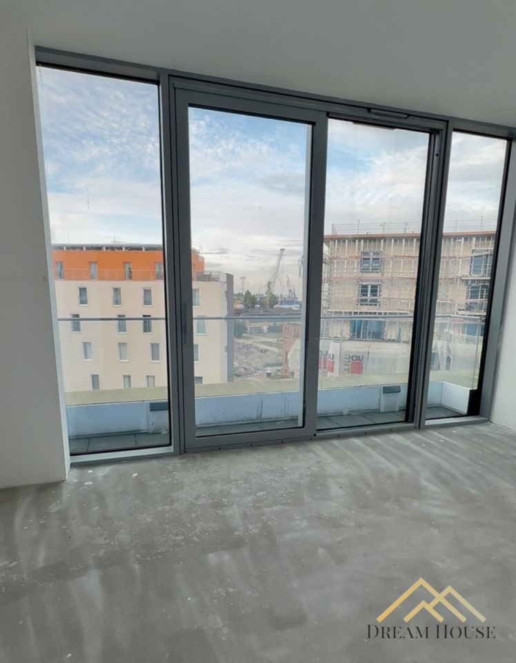 Mieszkanie 3-pokojowe Gdynia Śródmieście, ul. św. Piotra. Zdjęcie 3