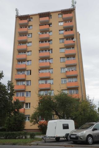 Mieszkanie 1-pokojowe Opole Chabrów. Zdjęcie 1