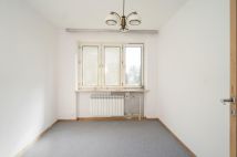 dom wolnostojący, 5 pokoi Kraków Łagiewniki, ul. Aleksandra Fredry. Zdjęcie 2