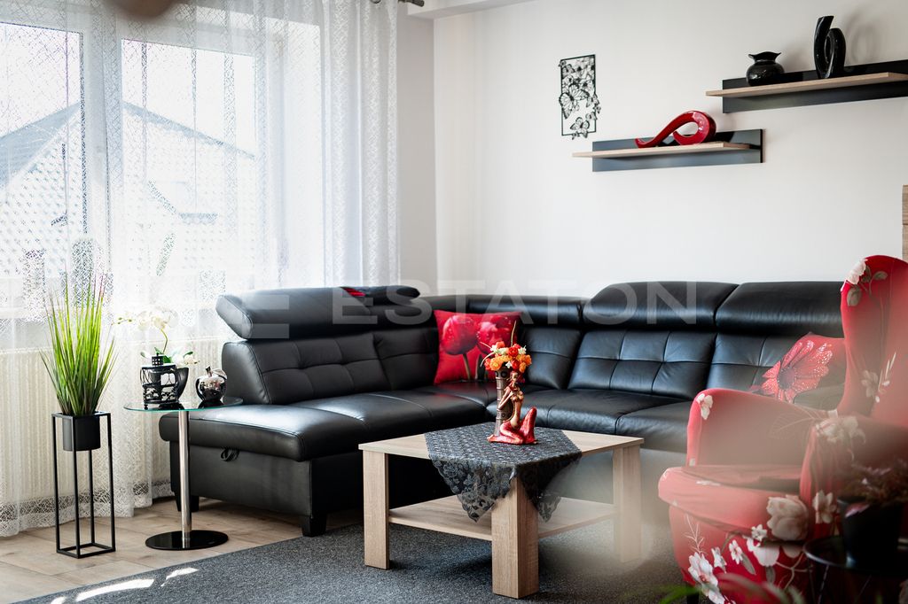 dom szeregowy, 5 pokoi Rzeszów, ul. Cicha. Zdjęcie 4