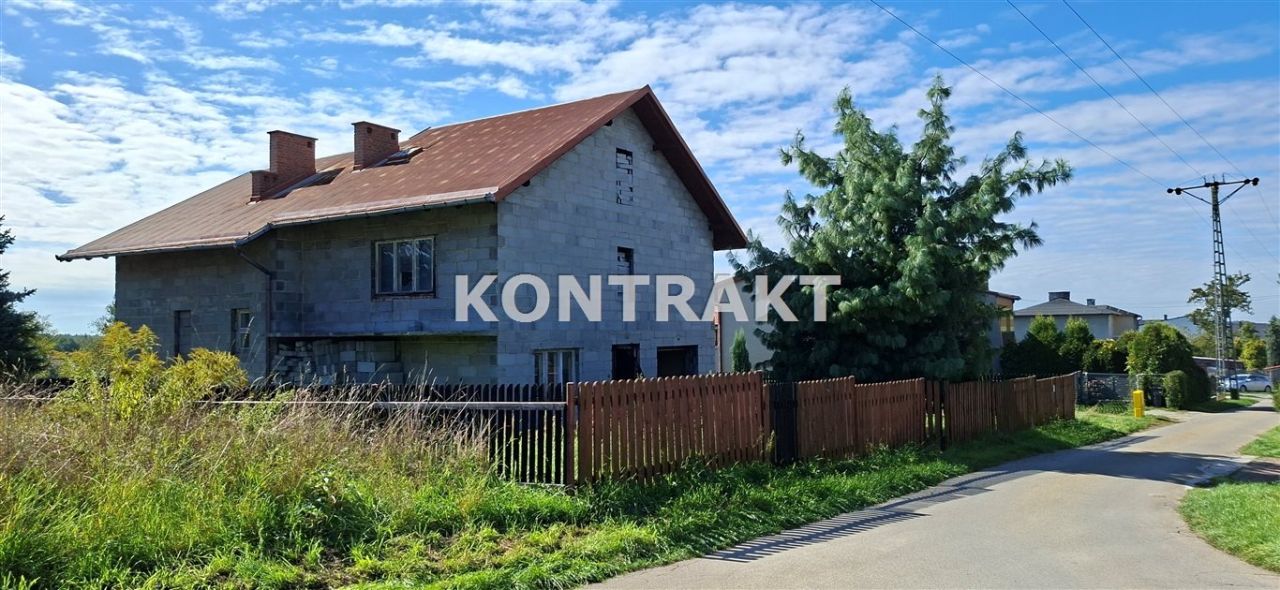 dom wolnostojący, 5 pokoi Chełmek, ul. Kazimierza Wielkiego. Zdjęcie 2