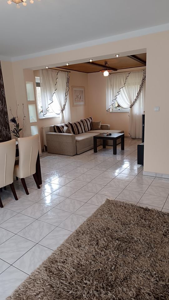 dom wolnostojący, 5 pokoi Korytnica. Zdjęcie 5