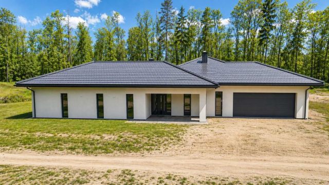 dom wolnostojący Niewodnica Kościelna, ul. Spacerowa. Zdjęcie 1