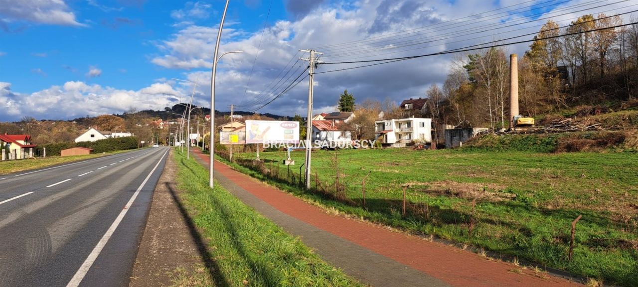 Działka inwestycyjna Nowy Sącz Piątkowa, ul. Lwowska. Zdjęcie 1