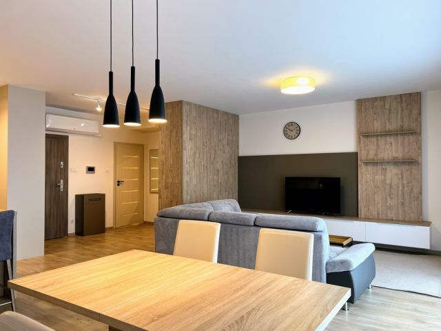 Mieszkanie 4-pokojowe Rzeszów, ul. Podwisłocze. Zdjęcie 3