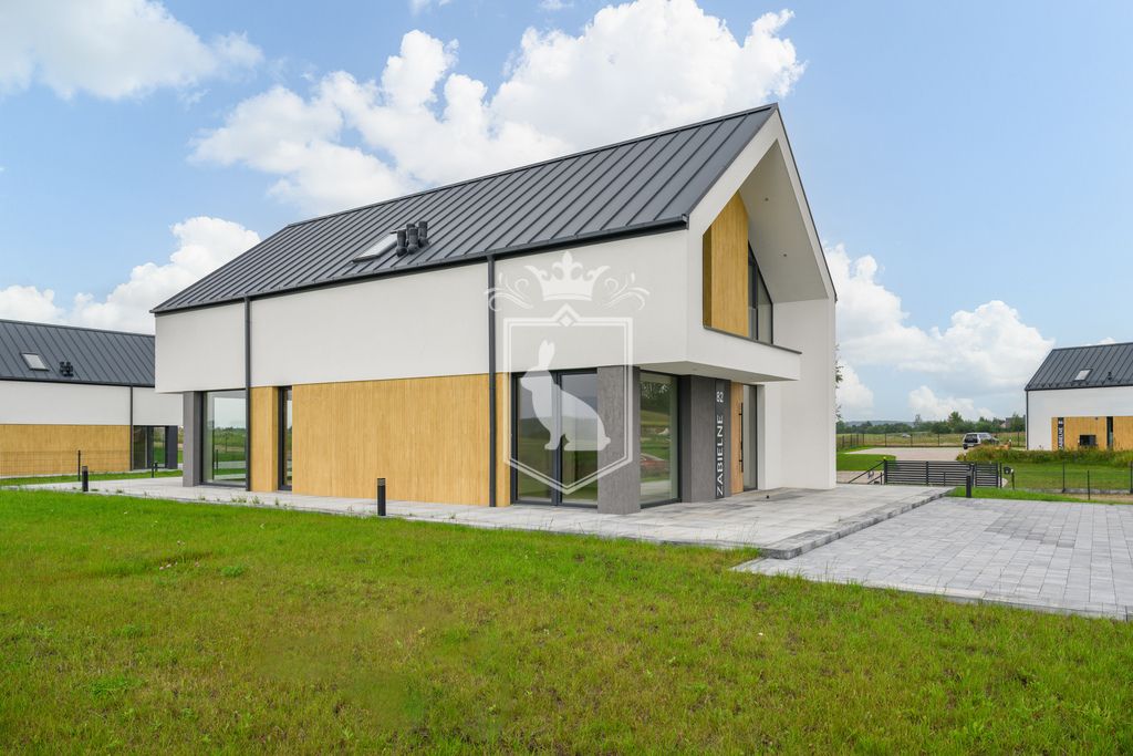 dom wolnostojący, 5 pokoi Zabielne. Zdjęcie 3