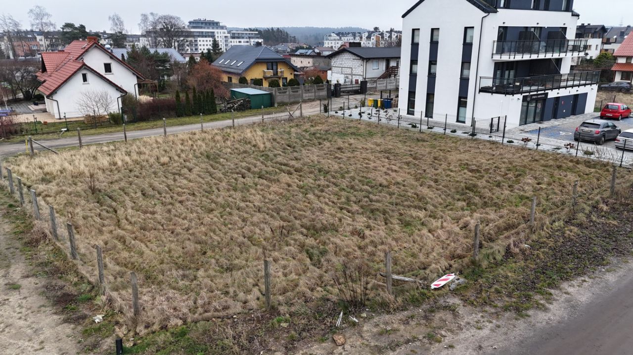 Działka inwestycyjna Gdynia Chwarzno-Wiczlino, ul. Edwarda Śmierzchalskiego