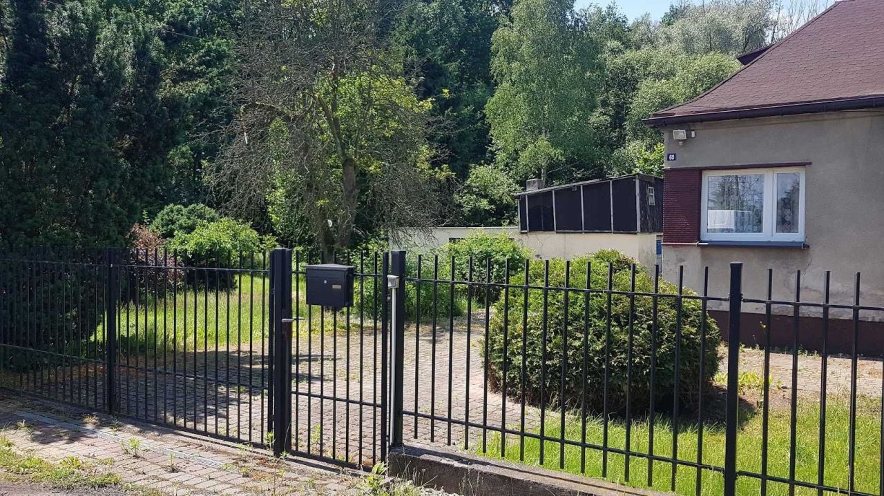 dom wolnostojący Katowice Muchowiec, ul. Muchowiec. Zdjęcie 6