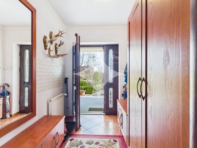 dom wolnostojący, 11 pokoi Rudzienice. Zdjęcie 16