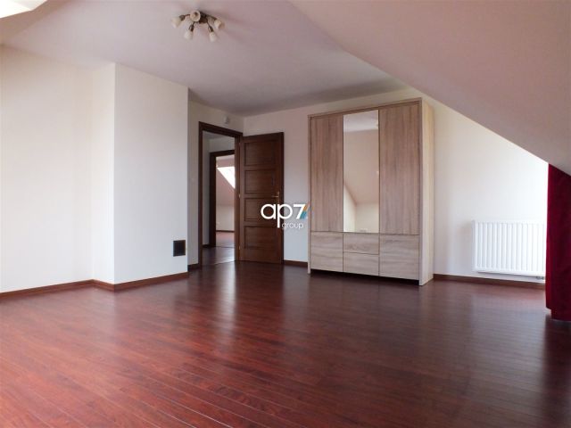 dom wolnostojący, 6 pokoi Kraków Zwierzyniec. Zdjęcie 10