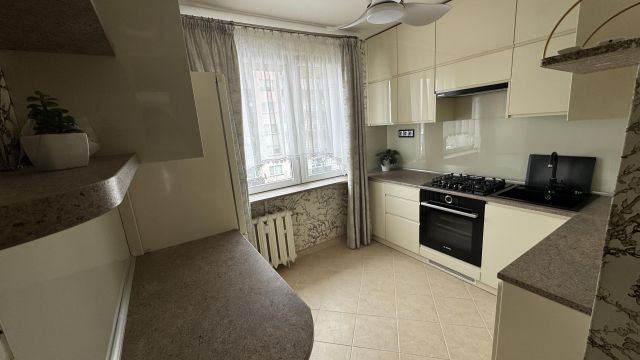 Mieszkanie 2-pokojowe Czechowice-Dziedzice Północ, ul. Kazimierza Tetmajera-Przerwy. Zdjęcie 1