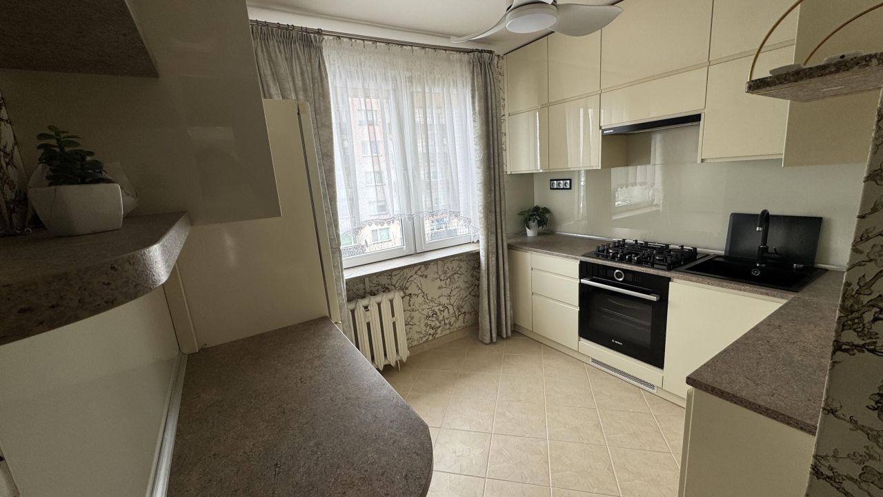 Mieszkanie 2-pokojowe Czechowice-Dziedzice Północ, ul. Kazimierza Tetmajera-Przerwy. Zdjęcie 1