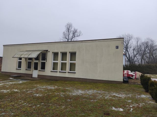 Hala/magazyn Karsznice, Wojska Polskiego. Zdjęcie 1