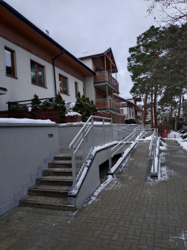 Mieszkanie 2-pokojowe Józefów Centrum, ul. Świderska. Zdjęcie 1