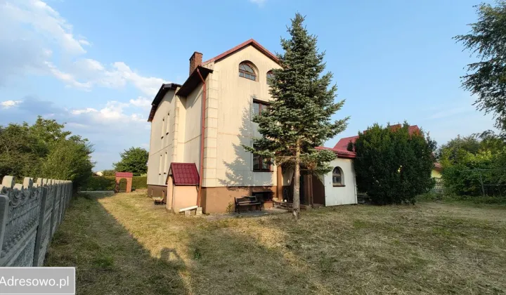 dom wolnostojący, 9 pokoi Płoskie