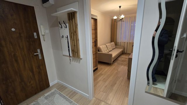 Mieszkanie 2-pokojowe Nowy Dwór Mazowiecki Centrum, ul. Bohaterów Modlina. Zdjęcie 1