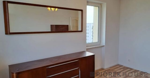 Mieszkanie 3-pokojowe Warszawa Praga-Południe, ul. Międzynarodowa. Zdjęcie 1